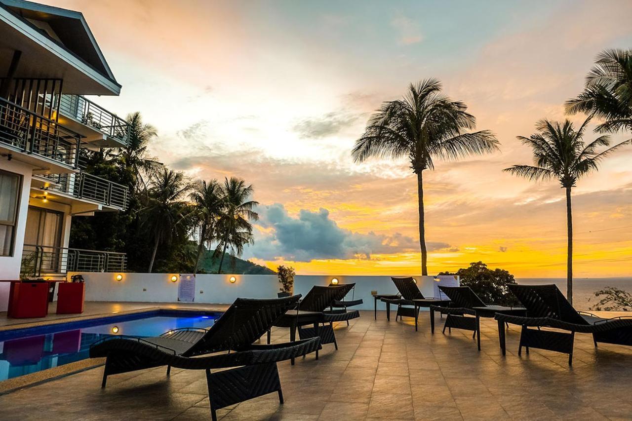 Av Suites Puerto Galera Exteriör bild